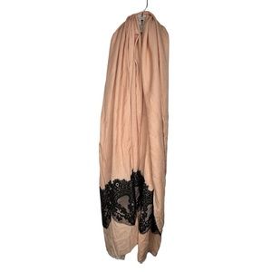 Ann Taylor Long Wide Scarf‎